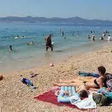 Modern Eingerichtete Mit Grosser Privater Terasse- Aussendusche Und By Interhome Apartment Zadar